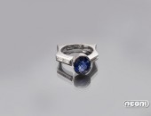 Anello oro bianco con zaffiro blu e baguettes di diamanti | Negri Gioielli Roma 100% Artigianali | handmade jewellery
